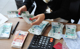 В Челябинске обратились за льготными кредитами на выплату зарплаты 374 компании