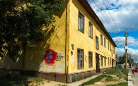 Жителей аварийного дома в Челябинске отселят в досрочном порядке