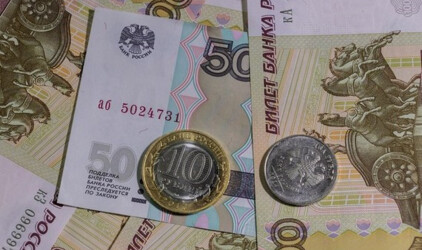 Путин сообщил об увеличении дефицита бюджета до 2,2 трлн рублей