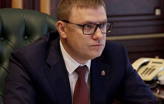 Губернатор Алексей Текслер открыл сезон в Молодёжном театре